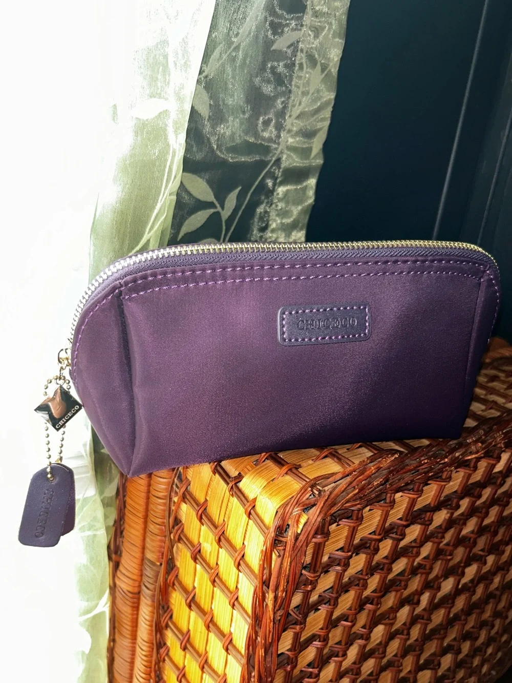CHICECO Purple Zip Cosmetic Pouch -NWOT-